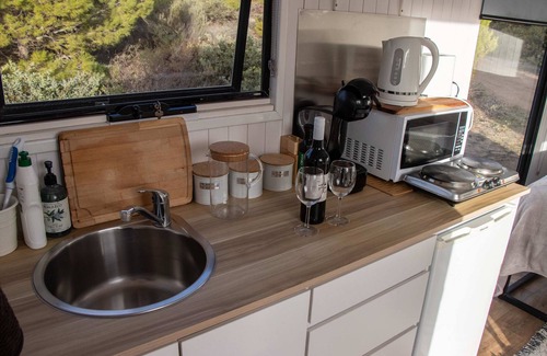 Colton House | Discover Walkers Tiny Escape: Ocean View Family Retreat