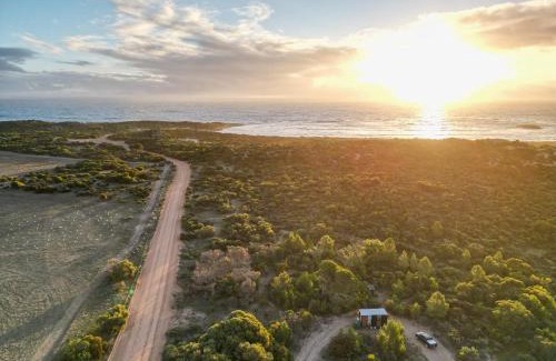 Colton House | Cozy Walkers Tiny Escape with Oceanfront Views