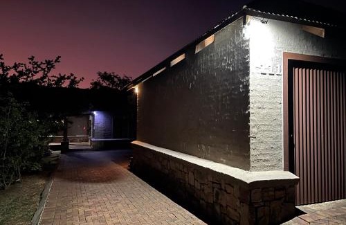 Dullstroom House | Discover Walkersons Trout and Nature Haven: 4-Star Retreat