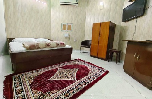 Jaipur District Resort | Convenient Hotel Near Jaipur International Airport with Garden