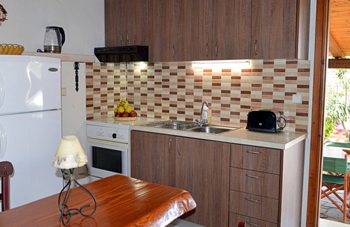 Makrys Tichos Villa | Seaview Retreat: Steps to Beach with Private Pool & Amenities