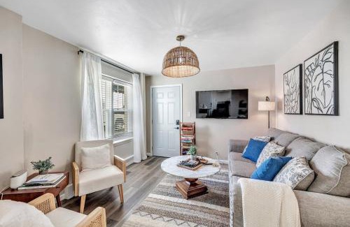 Algoma Apartment | Discover Oceanfront Comfort at Von Stiehl Hotel
