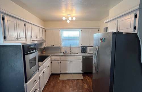 Norman House | Walking distance to the Stadium! Charming 3-bedroom house in lovely Norman