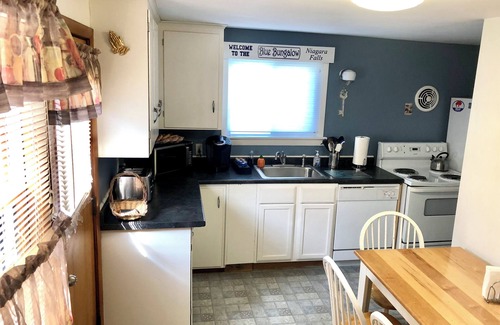 Downtown Niagara Falls House | Prime Location Near Falls, Casino & Canada - Pet Friendly