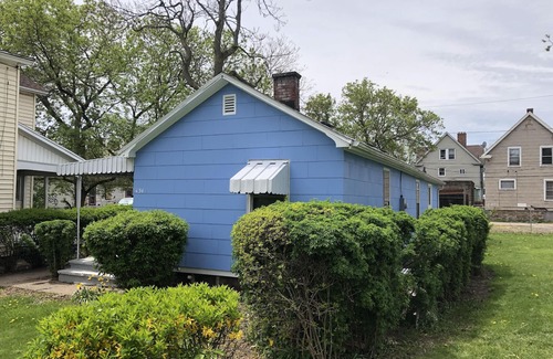 Downtown Niagara Falls House | Prime Location Near Falls, Casino & Canada - Pet Friendly