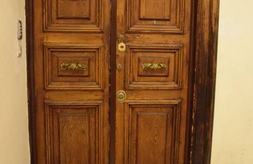 Gianicolense Apartment | Convenient Access to Trastevere with Family-Friendly Amenities