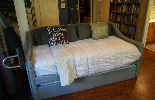 Hebron House | Perfect Getaway: Walkout Basement Near Creation Museum
