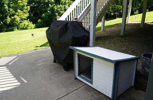 Hebron House | Perfect Getaway: Walkout Basement Near Creation Museum