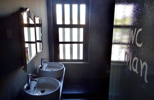 Santa Isabel House | Discover Wallis São Bento: Family-Friendly with Spa & Dining