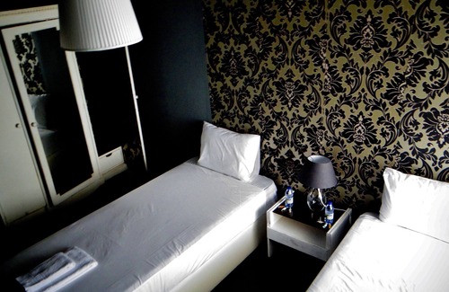 Santa Isabel House | Discover Wallis São Bento: Family-Friendly with Spa & Dining