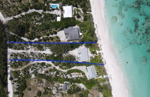 Double Bay House | Wally Love Home: Oceanfront Retreat with Pet-Friendly Perks