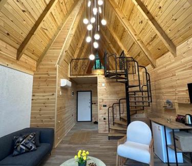 Cayirduzu Hotel | Walnut Bungalow: Pet-Friendly Retreat with Hot Tub Access