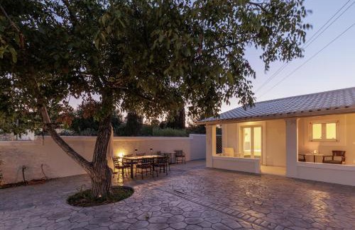 Alepou Villa | Walnut House - Tranquil Retreat with Private Garden Oasis