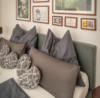 Anif Apartment | Walters Appartment: Perfect Retreat for Pets and Families