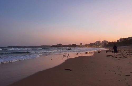 Cronulla Apartment | Relaxing Retreat Near Wanda Beach and Cronulla Golf Course
