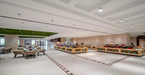 Dushanzi Hotel | Wanda Jin Hotel Karamay Dushanzi Huiyang