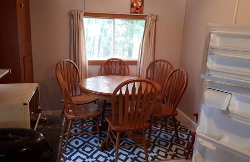 Madawaska Valley Cottage | Wanda's Cozy Duplex Cabin - Pet Friendly & Family Ready