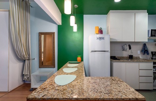 Copacabana Apartment | Perfect Getaway: WANDER TEMP Studio Sol de Copacabana