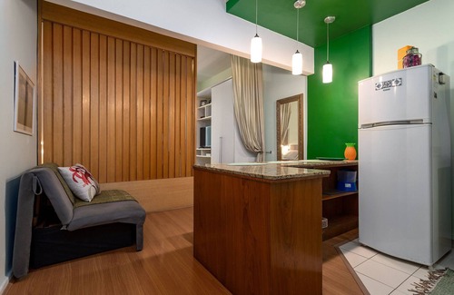 Copacabana Apartment | Perfect Getaway: WANDER TEMP Studio Sol de Copacabana