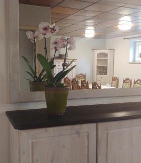 Neuhaus am Rennweg House | Pet-Friendly Stay at Wanderhütte Zum Bernhardsthal, 8.8/10
