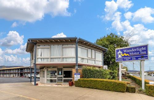 Central Mudgee Hotel | Explore Comfort at Wanderlight Motor Inn with Pool & Breakfast