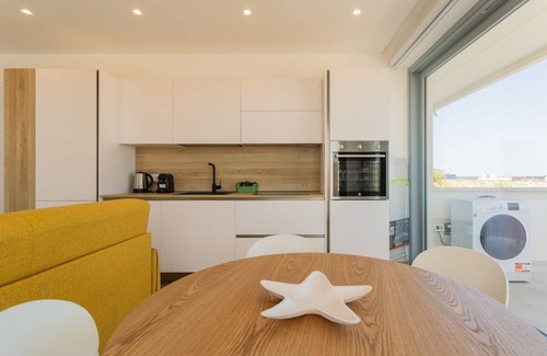 Municipio 1 Apartment | Wanderlust Experience | Seaon Sea