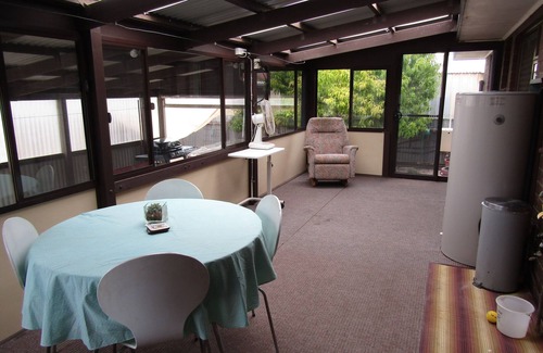Dalrymple House | Wanderr In - 2 Bedroom Holiday Home with Pool & Ocean View