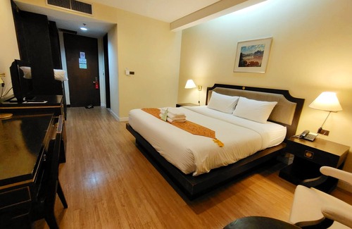 Phitsanulok Hotel | Cozy Wangchan Riverview with Family-Friendly Amenities