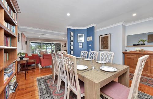 Wangi Wangi House | Wangi Dreaming: Family-Friendly Retreat for Memorable Getaways