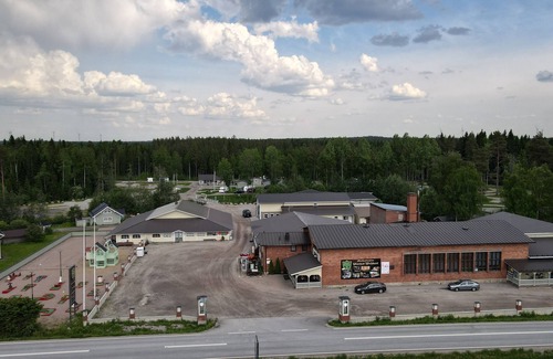 Karstula RV Rental | Pet-Friendly Wanhat Wehkeet - Myllyjoki Camping Retreat