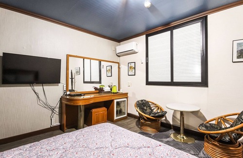 Wanju Hotel | Eco-Friendly Stay at Wanju Sun with Breakfast Included