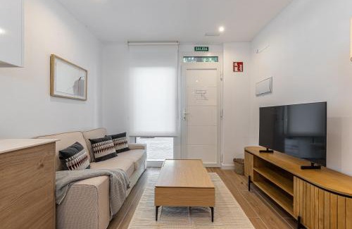 Imperial Apartment | Family-Friendly BNBHolder Best III Madrid Rio - 8/10 Rated