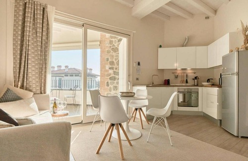Rivoltella Apartment | Warda A12 Exclusive Holigarda with Oceanfront Pool Access