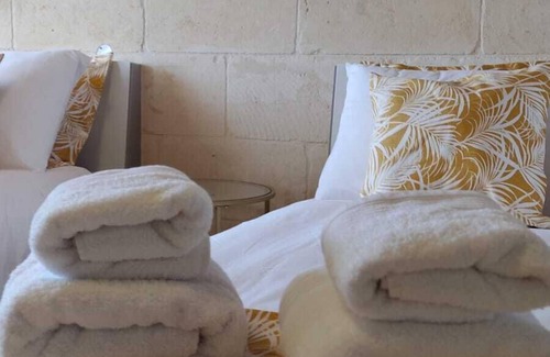 Xewkija House | Outstanding Warda Accommodation with Pool & Breakfast