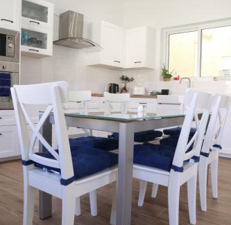 Qala Apartment | Top-Rated Wardija Maisonette: Family-Friendly Retreat