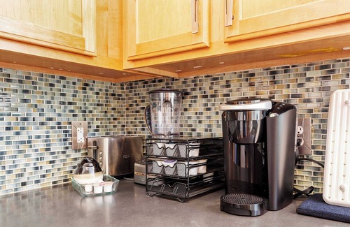 Glenwood South Condo | Modern Condo in Warehouse District with Private Garage