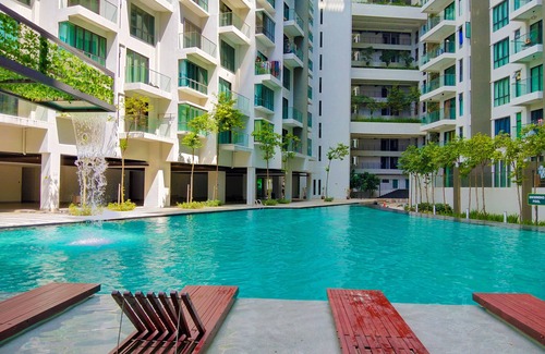 Seri Kembangan Condo | Cozy WarihHomestay: 2 Bedroom Retreat Near UPM Serdang