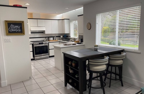Surrey House | Pet-Friendly Oasis in Crescent Village Steps from the Beach