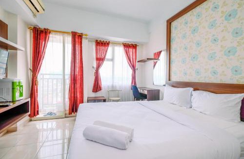 Pondokcina Apartment | Warm and Cozy Studio at Margonda Residence 3 Apartment By Travelio
