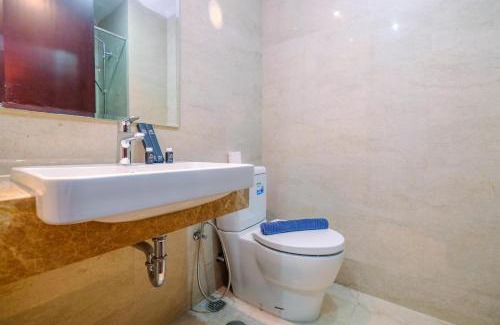 Cikini Apartment | Cozy Studio Room at Menteng Park Apartment with Pool Access