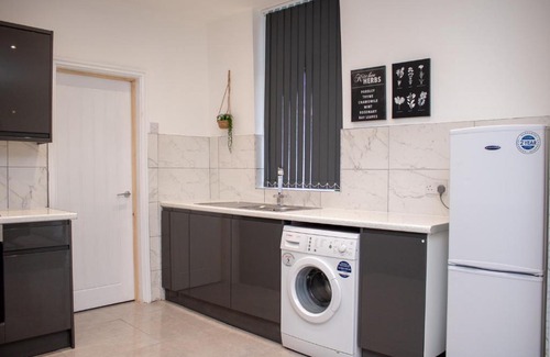 Liverpool House | Inviting Hideaway for Your Next Relaxing Escape