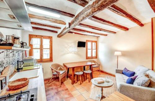 Ardanue Apartment | Inviting Ardanue Apartment with Mountain Views & Family Friendly