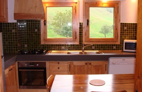 Praz-sur-Arly Apartment | Inviting Apartment in Authentic Savoyard Chalet - 10/10 Stay