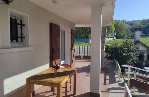 Gerde Apartment | Cozy Apartment with Stunning Views in Bigorre’s Heart