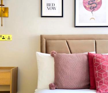 Glasgow House | Warm & Cosy Home in Glasgow