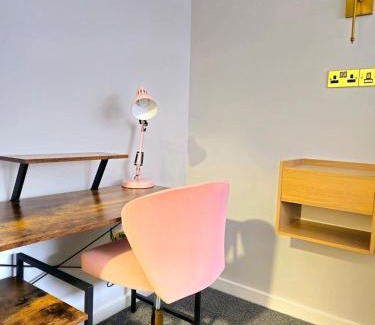 Glasgow House | Warm & Cosy Home in Glasgow