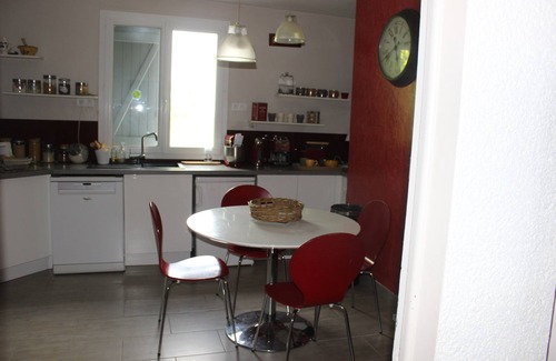 Aubiac House | Inviting Country House with Fenced Garden and Kid-Friendly Comfort