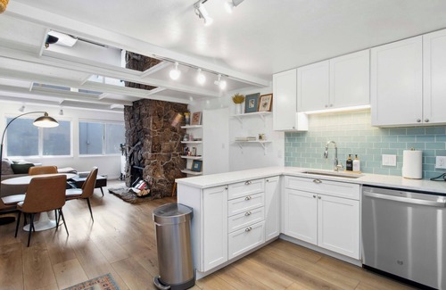 Aspen Apartment | Warm & Cozy 2-bedroom apartment in Aspen