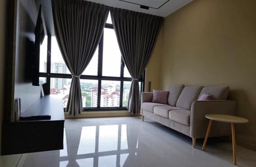 Central District Apartment | Warm Heart Stay 温欣居Sky88 4Guests 2Bed2Bath
