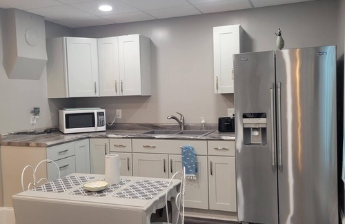 Gilbert Apartment | Inviting Beach-Style Apartment Near OreBeGone & Mesabi Trl